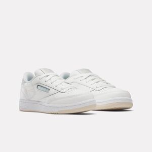 BRAND NEW girl boy unisex youth reebok club c tennis white leather shoes 4.5Y